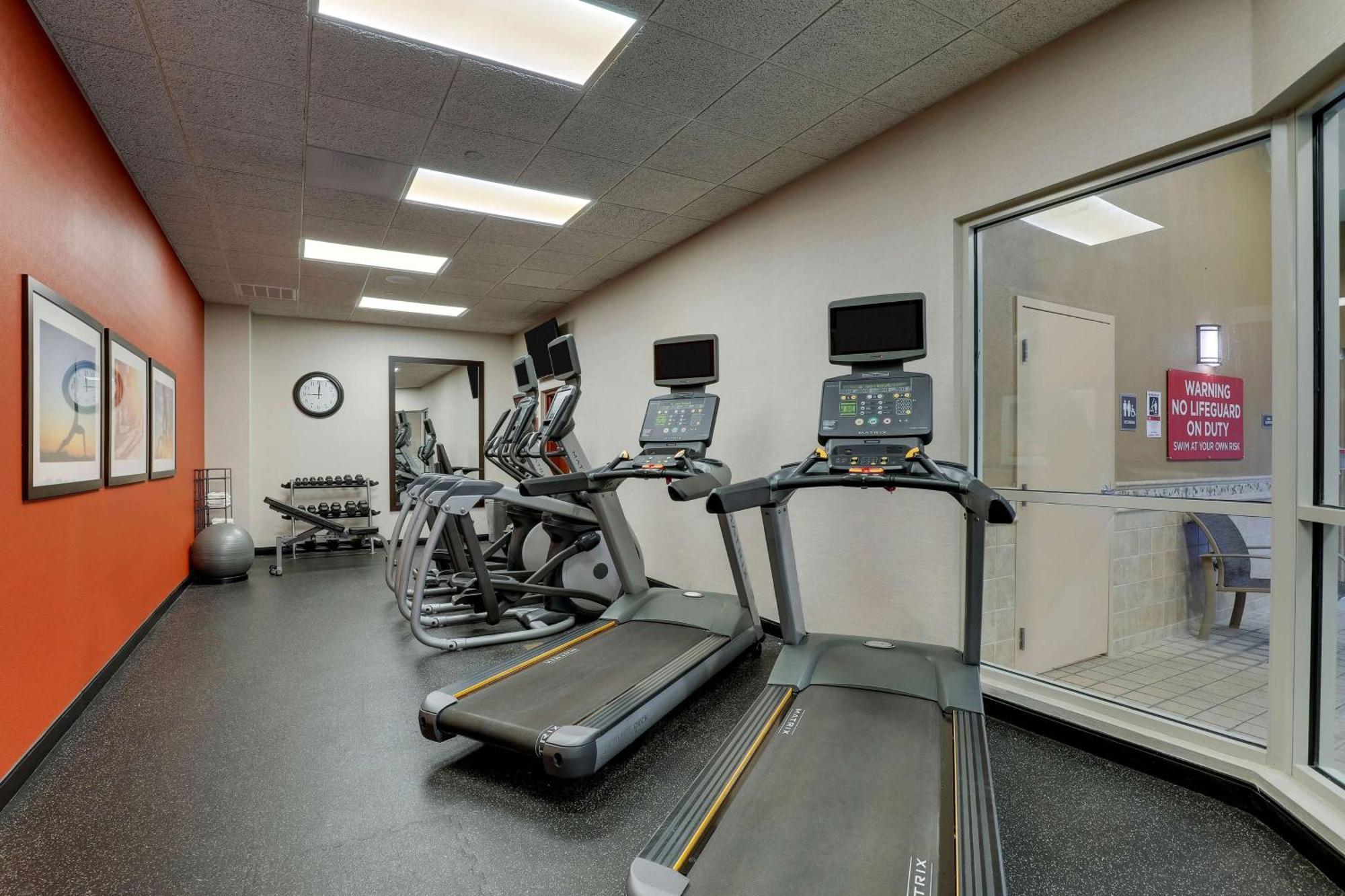 Drury Inn & Suites Charlotte Northlake Экстерьер фото