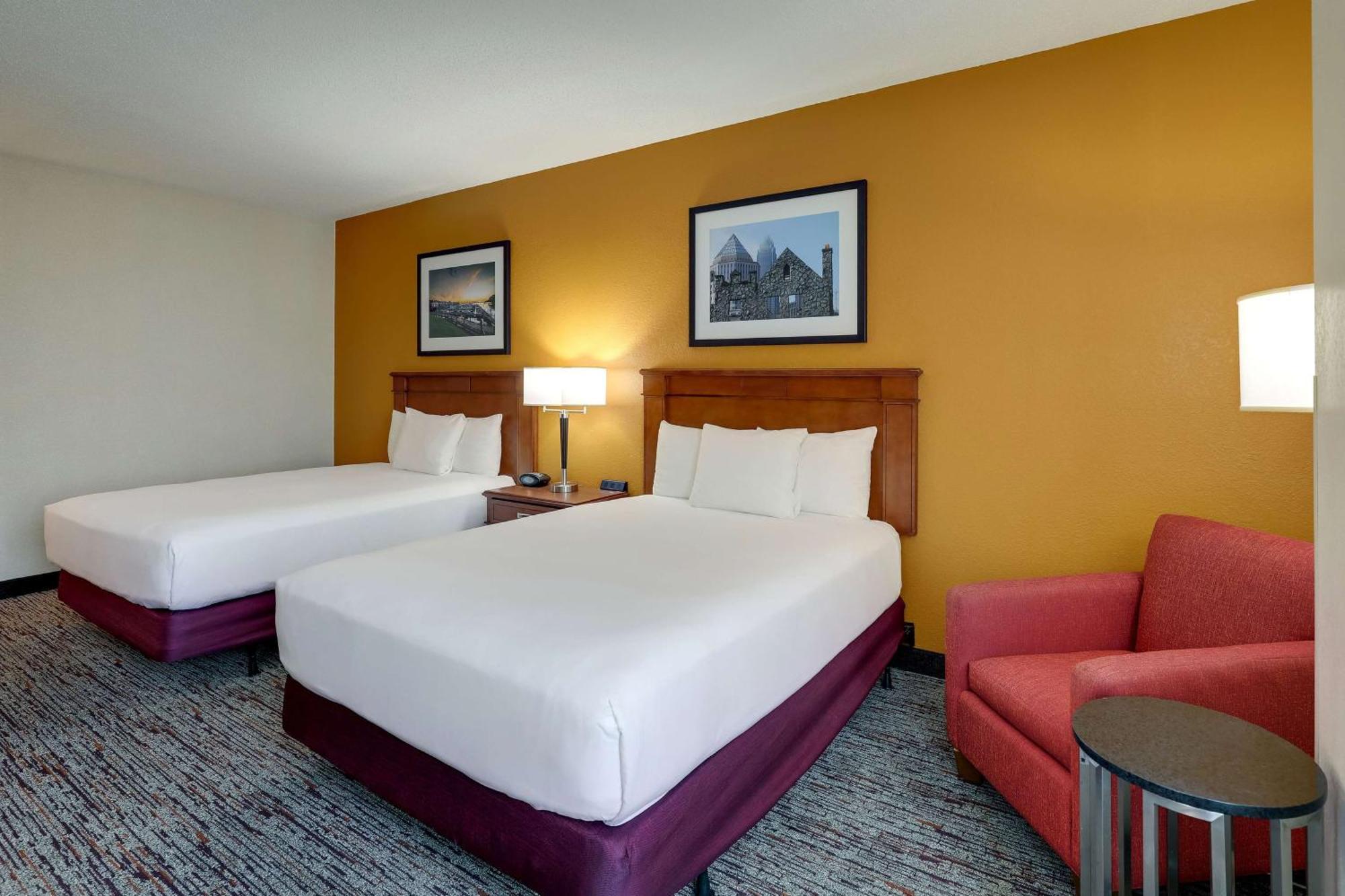 Drury Inn & Suites Charlotte Northlake Экстерьер фото