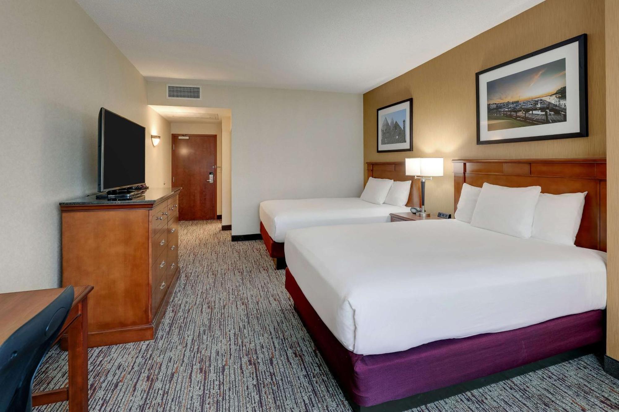 Drury Inn & Suites Charlotte Northlake Экстерьер фото